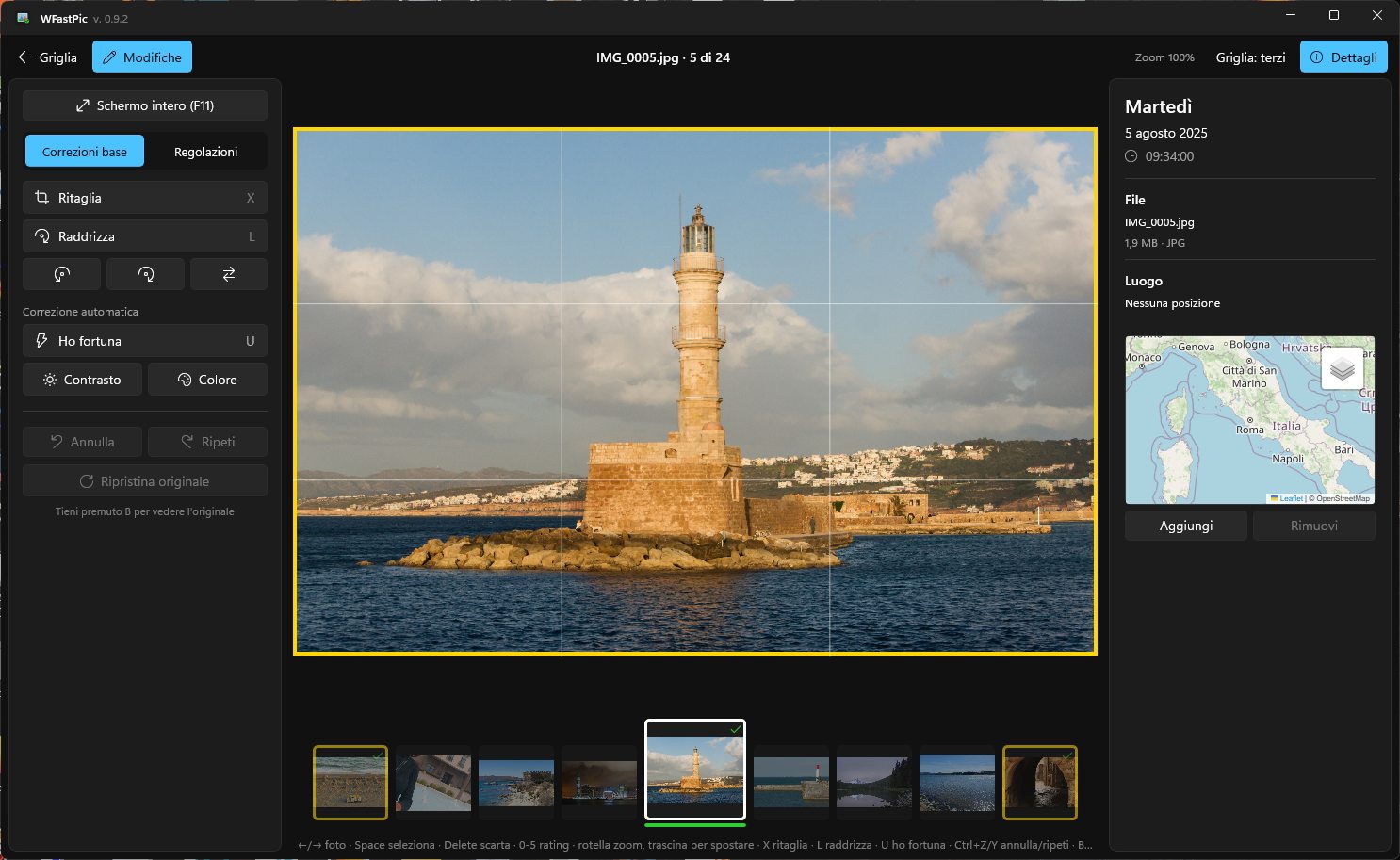 L'editor di WFastPic: modifiche a sinistra, dettagli della foto e mini-mappa a destra, striscia delle miniature sotto